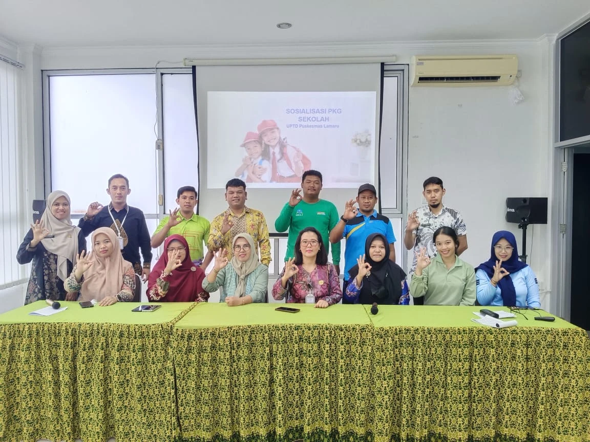 Rapat Sosialisasi PKG ( Pemeriksaan Kesehatan Gratis ) Sekolah Rapat Sosialisasi PKG ( Pemeriksaan Kesehatan Gratis ) Sekolah